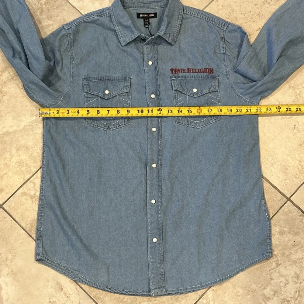 True Religion HS Chambray Long Sleeve Shirt Men M Blue Light Blissful Pearl Snap